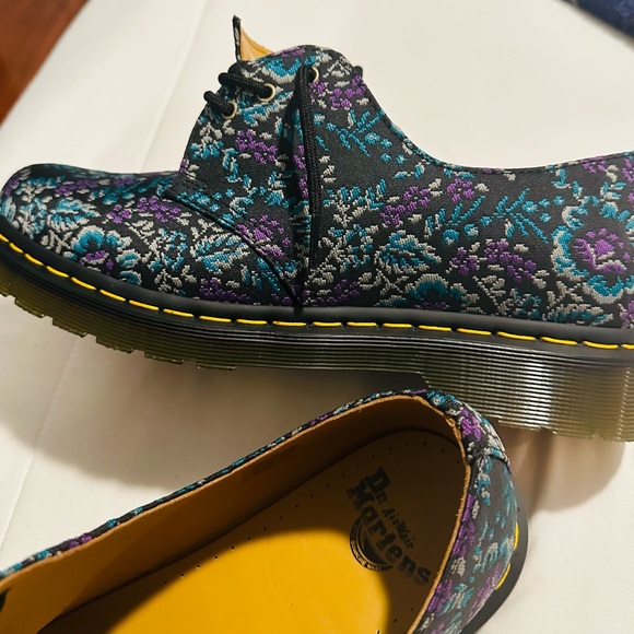DR. MARTENS 1461 BLACK/ PURPLE FLORAL JACQUARD Men- 10, Women- 11 NWOB Offers! - Picture 10 of 10